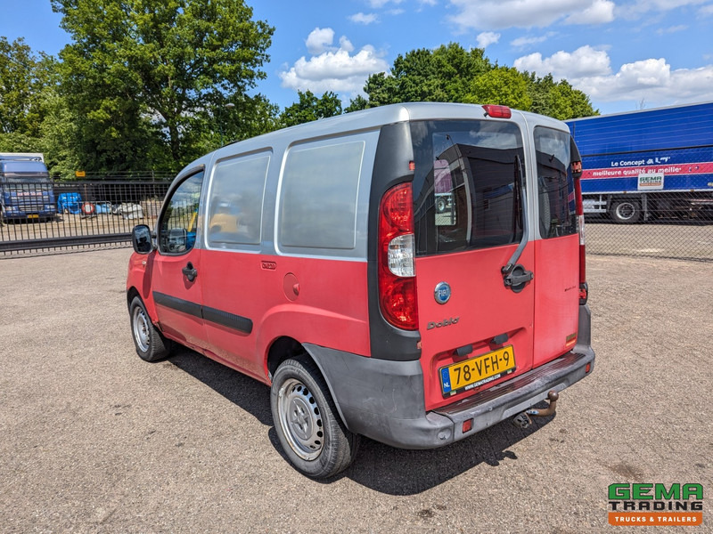 Fiat Doblò 1.9 JTD Euro4 - Handgeschakeld - Trekhaak - Fourgonnette: photos 4 Fiat Doblò 1.9 JTD Euro4 - Handgeschakeld - Trekhaak - Fourgonnette: photos 4