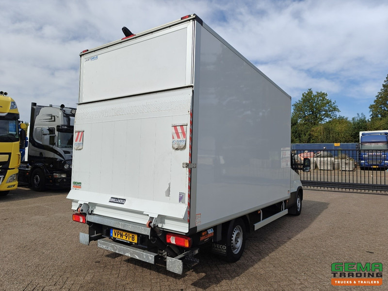 Iveco 35S18 Hi-Matic 4x2 Dagcab Euro6E - Gesloten Bak 4.2M - Laadklep 1000KG - Navi - 03/2026 APK - Fourgon: photos 4 Iveco 35S18 Hi-Matic 4x2 Dagcab Euro6E - Gesloten Bak 4.2M - Laadklep 1000KG - Navi - 03/2026 APK - Fourgon: photos 4