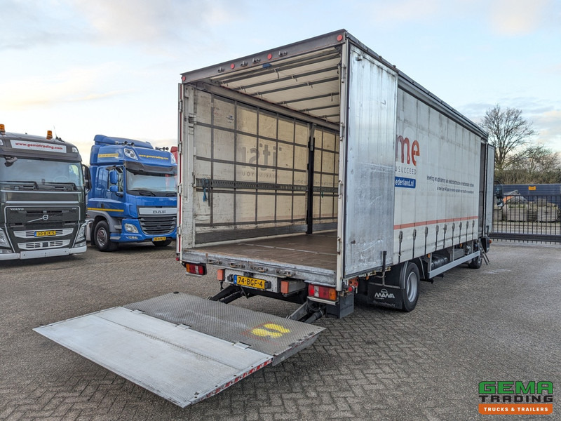MAN TGL 12.220 4x2 Daycab Euro6 - SchuifzeilenBak 7.2M + Laadklep 2000kg - Rongpotten - Zijdeuren - Camion à rideaux coulissants: photos 2 MAN TGL 12.220 4x2 Daycab Euro6 - SchuifzeilenBak 7.2M + Laadklep 2000kg - Rongpotten - Zijdeuren - Camion à rideaux coulissants: photos 2