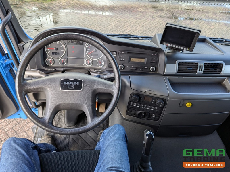 Photo d'intérieur 3: Camion porte-voitures MAN TGS 26.360 6X4H-2 BL HydroDrive - Oprijwagen - Hydr. Ramp 4.2M - NewLike 24.000KM!  (V801)