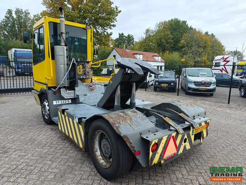 Terberg YT182 Allison - Schotel 30T - Naafreductie - Cummins - Landbouw Kenteken 40km/h - Tracteur portuaire: photos 4 Terberg YT182 Allison - Schotel 30T - Naafreductie - Cummins - Landbouw Kenteken 40km/h - Tracteur portuaire: photos 4