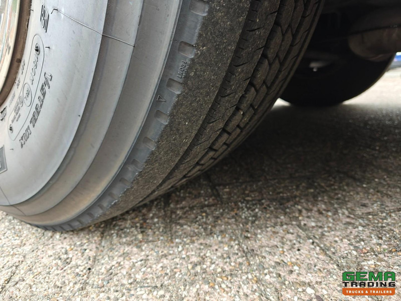 Tracteur routier DAF XF 480 FTG 6x2/4 Superspacecab Euro6C - Dubbele Tanks - Lift/StuurAs - Navi - SMARTTacho V2: photos 20 Tracteur routier DAF XF 480 FTG 6x2/4 Superspacecab Euro6C - Dubbele Tanks - Lift/StuurAs - Navi - SMARTTacho V2: photos 20