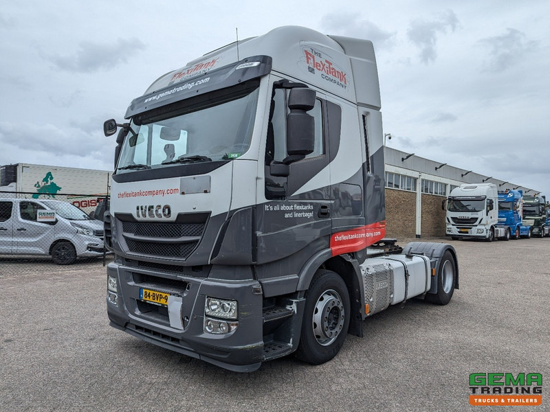 Iveco Stralis 420 Hi-Way 4x2 Euro6A - Dubbele tanks - Rema - 08/2025 APK - Tracteur routier: photos 1 Iveco Stralis 420 Hi-Way 4x2 Euro6A - Dubbele tanks - Rema - 08/2025 APK - Tracteur routier: photos 1