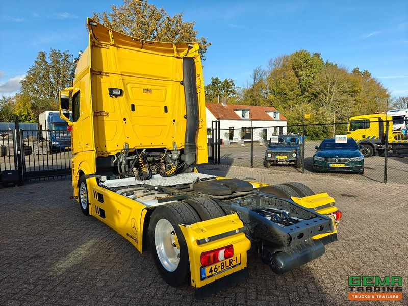 Mercedes-Benz Actros 1848 4x2 Gigaspace Euro6A - MEGA /LowDeck - Standairco - Dubbele Tanks - Hydrauliek - SMARTTacho V2 - Tracteur routier: photos 4 Mercedes-Benz Actros 1848 4x2 Gigaspace Euro6A - MEGA /LowDeck - Standairco - Dubbele Tanks - Hydrauliek - SMARTTacho V2 - Tracteur routier: photos 4