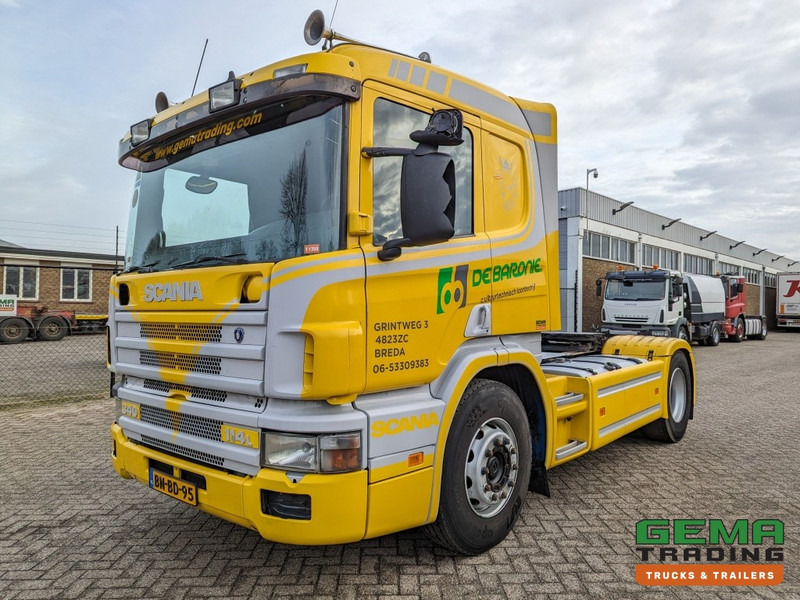 Scania P114-340 LA 4x2 CP19 Euro3 Manual - Side Skirts - Toolbox (T1350) - Tracteur routier: photos 1 Scania P114-340 LA 4x2 CP19 Euro3 Manual - Side Skirts - Toolbox (T1350) - Tracteur routier: photos 1