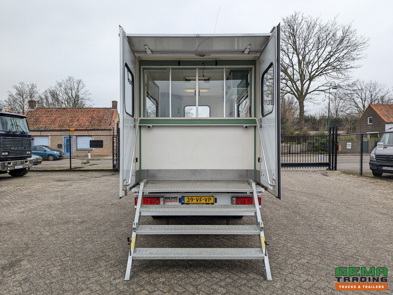 Mercedes-Benz 400-serie 410 D 4x2 Euro2 - Mobiel Kantoor - Standkachel - Hydr. Steunpoten - Eigen Accu's - 26.000KM Origineel - MARGE - Véhicule utilitaire: photos 5 Mercedes-Benz 400-serie 410 D 4x2 Euro2 - Mobiel Kantoor - Standkachel - Hydr. Steunpoten - Eigen Accu's - 26.000KM Origineel - MARGE - Véhicule utilitaire: photos 5