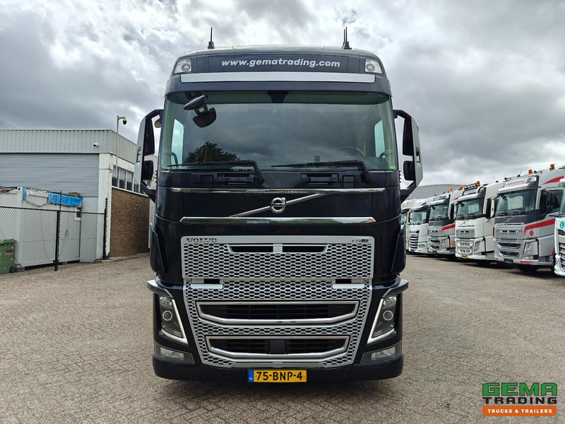 Camion fourgon Volvo FH16-750 6x2 Globetrotter XL Euro6C - VEB+ - Volume Combi - Dubbele Tanks - IparkCool - SMARTTacho V2 - 07/2026 APK: photos 8 Camion fourgon Volvo FH16-750 6x2 Globetrotter XL Euro6C - VEB+ - Volume Combi - Dubbele Tanks - IparkCool - SMARTTacho V2 - 07/2026 APK: photos 8