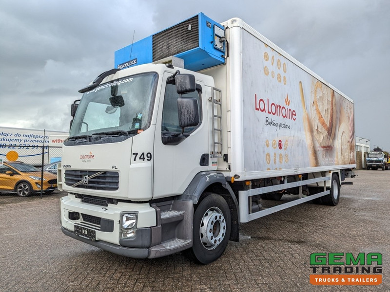 Volvo FL290 4x2 Dagcab Euro5 18T - Handgeschakeld - Koel-VriesBak 8.40M - Frigo Block - Laadklep 1500KG - Camion frigorifique: photos 1 Volvo FL290 4x2 Dagcab Euro5 18T - Handgeschakeld - Koel-VriesBak 8.40M - Frigo Block - Laadklep 1500KG - Camion frigorifique: photos 1