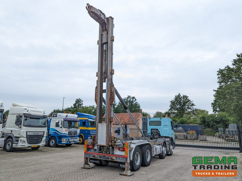 Volvo FMX410 8x4 /4 Daycab Euro5 - Haakarm 25T - CementSilo - RadioGrafisch - Hydr. Steunpoten - NaafReductie - Camion ampliroll: photos 3 Volvo FMX410 8x4 /4 Daycab Euro5 - Haakarm 25T - CementSilo - RadioGrafisch - Hydr. Steunpoten - NaafReductie - Camion ampliroll: photos 3