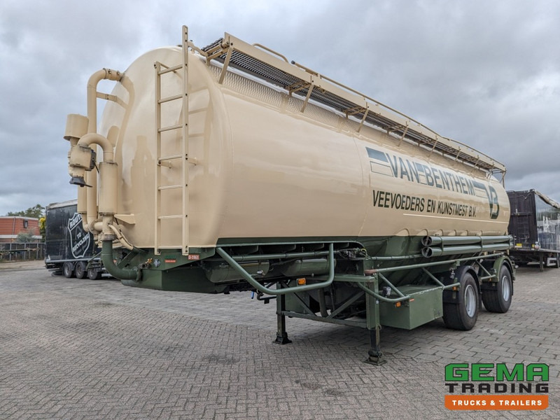WELGRO 90WSL33-24 2-Assen SAF Silo MengVoeder / Futter 24m³ - Trommelremmen - StuurAs (O1961) - Semi-remorque citerne: photos 1 WELGRO 90WSL33-24 2-Assen SAF Silo MengVoeder / Futter 24m³ - Trommelremmen - StuurAs (O1961) - Semi-remorque citerne: photos 1