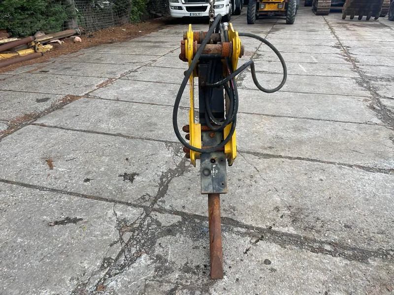 Soosan *NEW AND UNUSED* Soosan SB40 Hydraulic breaker - Accessoire pour Engins de chantier: photos 3 Soosan *NEW AND UNUSED* Soosan SB40 Hydraulic breaker - Accessoire pour Engins de chantier: photos 3