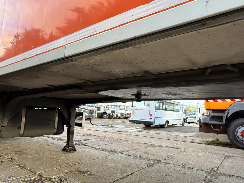 Chereau Frigo Carier Vector 1850 3 axle 7CM Side H2.60 - Semi-remorque frigorifique: photos 4 Chereau Frigo Carier Vector 1850 3 axle 7CM Side H2.60 - Semi-remorque frigorifique: photos 4