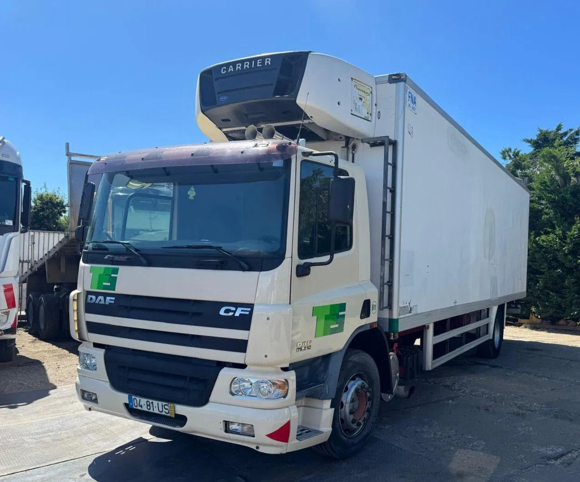 DAF CF 75.310 4X2 Frigo Carier Spring/Air ZF Manual - Camion frigorifique: photos 2 DAF CF 75.310 4X2 Frigo Carier Spring/Air ZF Manual - Camion frigorifique: photos 2