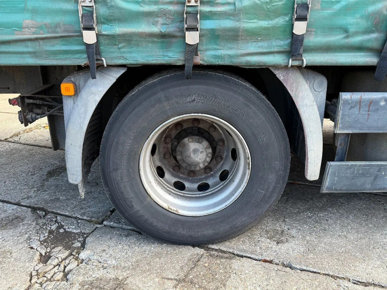 MAN TGA 18.440 4X2 BOX Spring/Air EURO3 Retarder ZF - Camion fourgon: photos 5 MAN TGA 18.440 4X2 BOX Spring/Air EURO3 Retarder ZF - Camion fourgon: photos 5