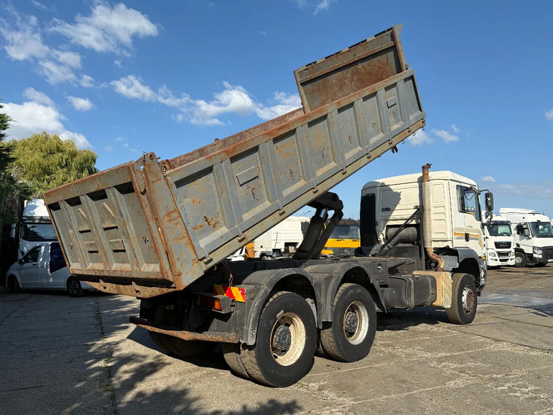 MAN TGA 26.360 6X4 Tipper Spring/Spring ZF Manual gear EURO3 - Camion benne: photos 4 MAN TGA 26.360 6X4 Tipper Spring/Spring ZF Manual gear EURO3 - Camion benne: photos 4