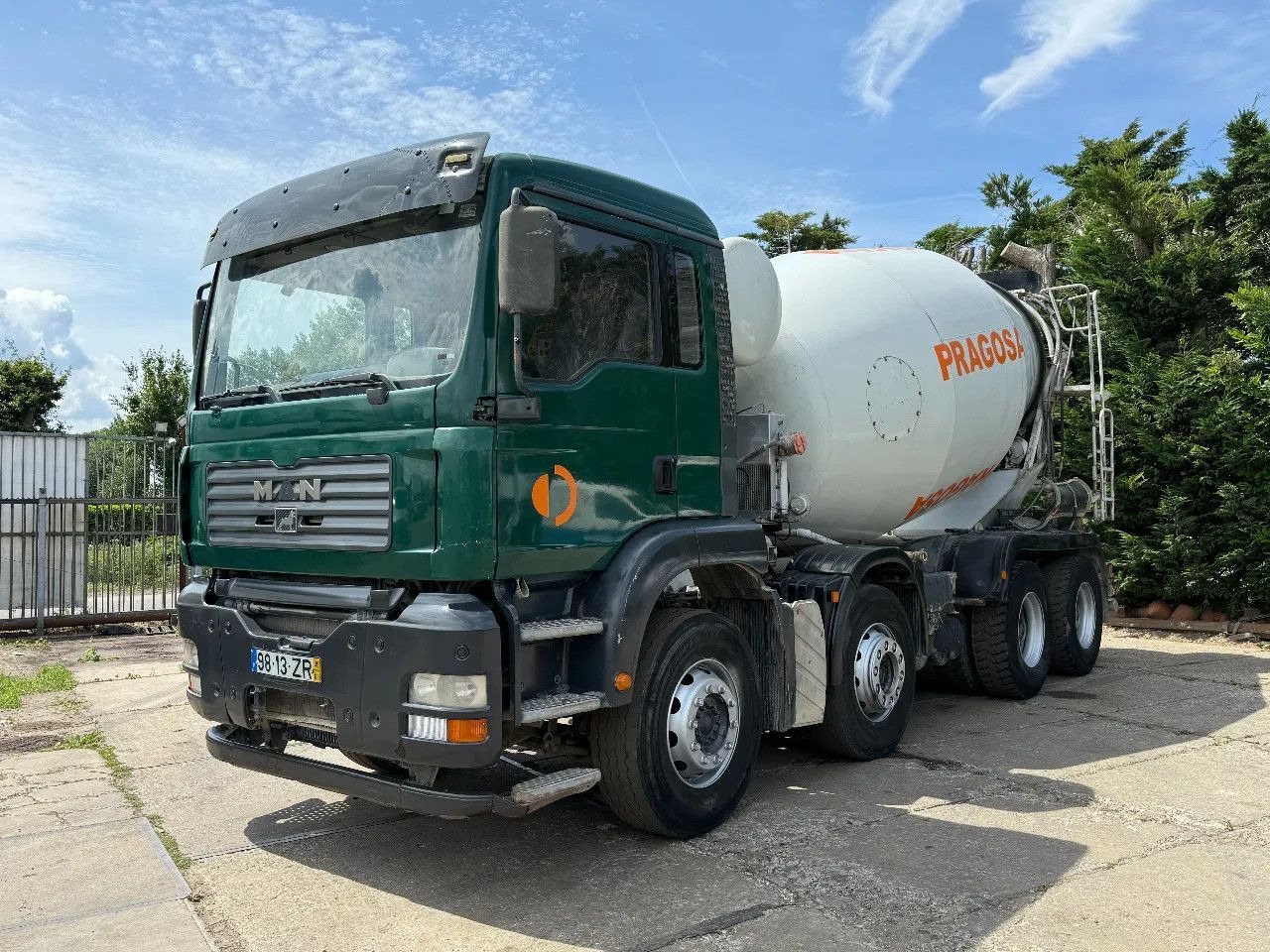 MAN TGA 35.360 8X4 CIFA Beton Mixer Spring/Spring ZF - Camion malaxeur: photos 2 MAN TGA 35.360 8X4 CIFA Beton Mixer Spring/Spring ZF - Camion malaxeur: photos 2