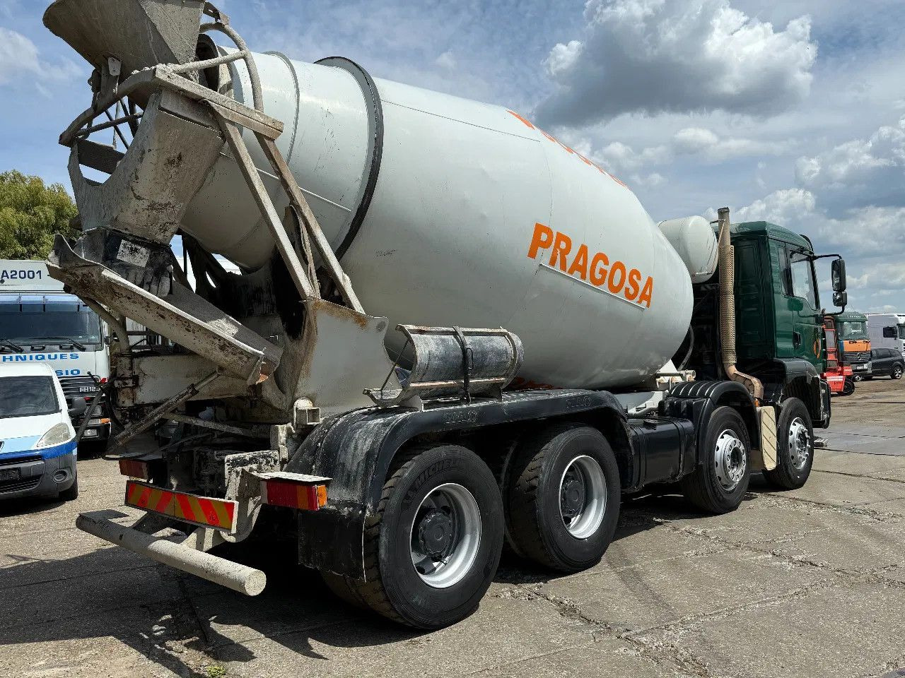 MAN TGA 35.360 8X4 CIFA Beton Mixer Spring/Spring ZF - Camion malaxeur: photos 4 MAN TGA 35.360 8X4 CIFA Beton Mixer Spring/Spring ZF - Camion malaxeur: photos 4