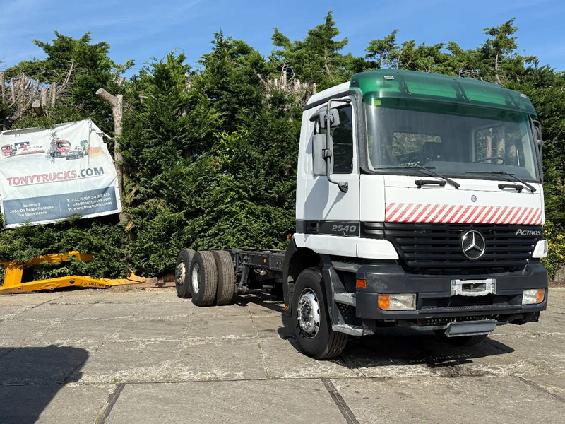 Mercedes-Benz ACTROS 2540 V6 6X2 Chassis Spring/Air EPS 3 Pedal - Châssis cabine: photos 1 Mercedes-Benz ACTROS 2540 V6 6X2 Chassis Spring/Air EPS 3 Pedal - Châssis cabine: photos 1