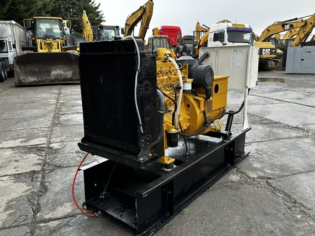 Olympian 60KVA Generator 3 Phase Olympian 60KVA Generator 3 Phase - Groupe électrogène: photos 4 Olympian 60KVA Generator 3 Phase Olympian 60KVA Generator 3 Phase - Groupe électrogène: photos 4