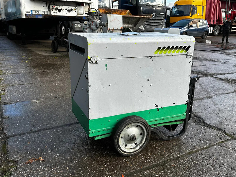 Pramac P6000S2 6KVA Generator - Groupe électrogène: photos 5 Pramac P6000S2 6KVA Generator - Groupe électrogène: photos 5