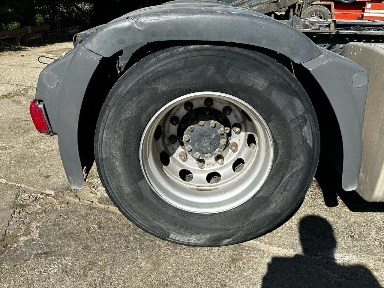 MAN TGX 18.480 4X2 Tractor-unit Spring/Air Retarder - Tracteur routier: photos 5 MAN TGX 18.480 4X2 Tractor-unit Spring/Air Retarder - Tracteur routier: photos 5