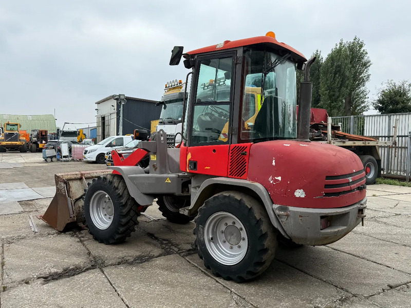 Volvo L30 WHEELLOADER OPEN BUCKET QUICK COUPLER - Chargeuse sur pneus: photos 3 Volvo L30 WHEELLOADER OPEN BUCKET QUICK COUPLER - Chargeuse sur pneus: photos 3