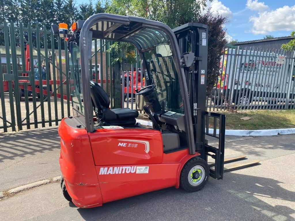 Manitou ME 316 - Chariot élévateur électrique: photos 2 Manitou ME 316 - Chariot élévateur électrique: photos 2