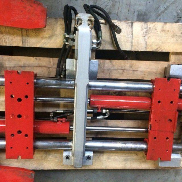 Dürwen Fork positioner with Shaft guidance sideshift - Accessoire: photos 3 Dürwen Fork positioner with Shaft guidance sideshift - Accessoire: photos 3