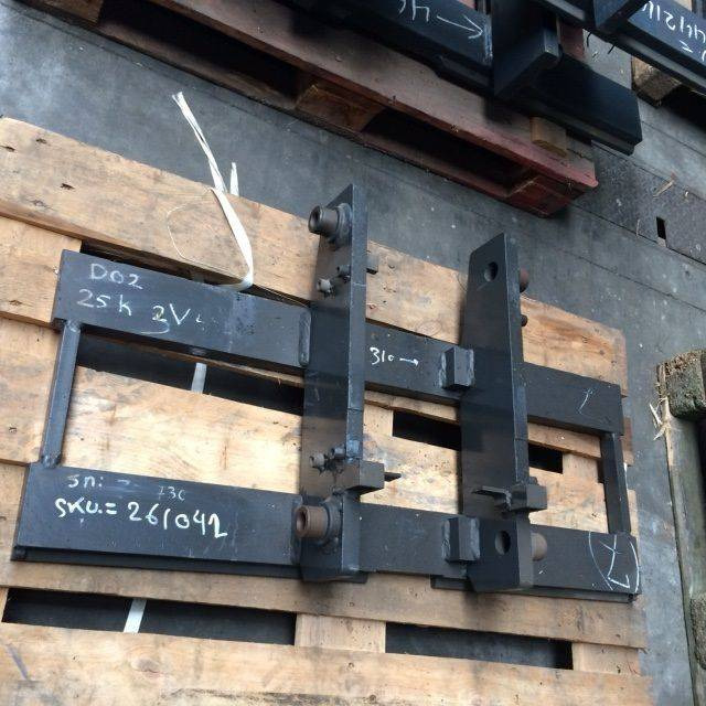 Fork carriage for Nissan - Accessoire: photos 2 Fork carriage for Nissan - Accessoire: photos 2