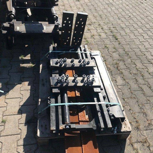 Kaup Fork positioner with sideshift - Accessoire: photos 1 Kaup Fork positioner with sideshift - Accessoire: photos 1