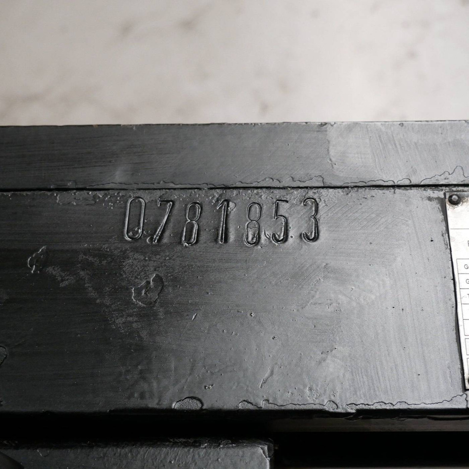 Stabau Fork positioner with separate side shift - Accessoire: photos 5 Stabau Fork positioner with separate side shift - Accessoire: photos 5