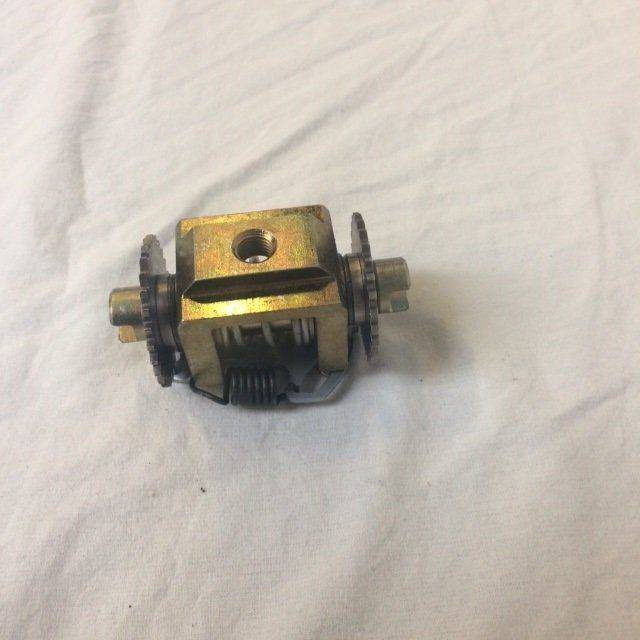 Adjustment AS for Caterpillar V40E-50E - Pièces de frein pour Matériel de manutention: photos 1 Adjustment AS for Caterpillar V40E-50E - Pièces de frein pour Matériel de manutention: photos 1