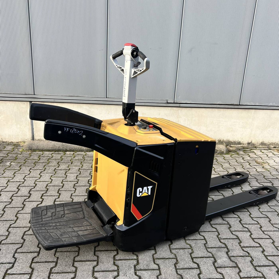 Caterpillar NPV20N2 - Transpalette: photos 2 Caterpillar NPV20N2 - Transpalette: photos 2