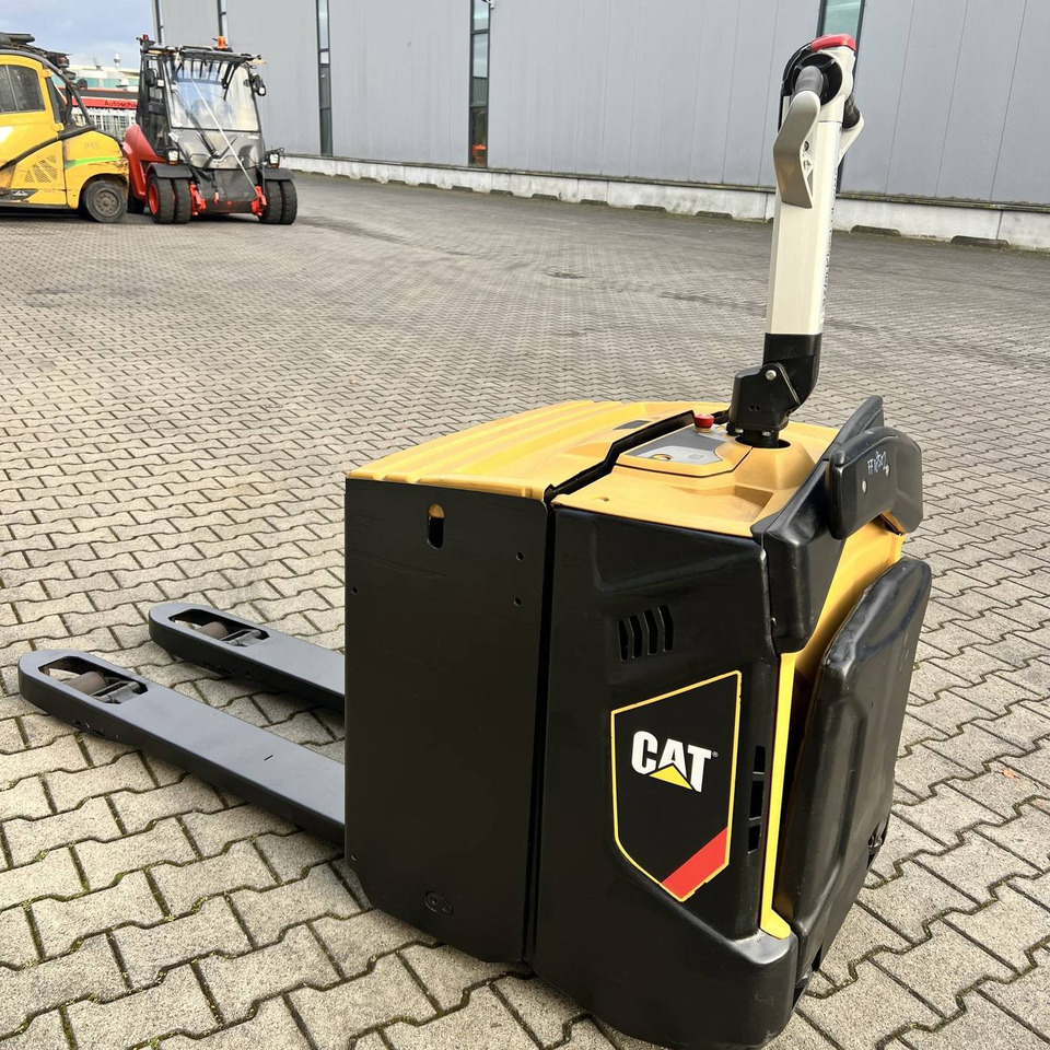 Caterpillar NPV20N2 - Transpalette: photos 4 Caterpillar NPV20N2 - Transpalette: photos 4