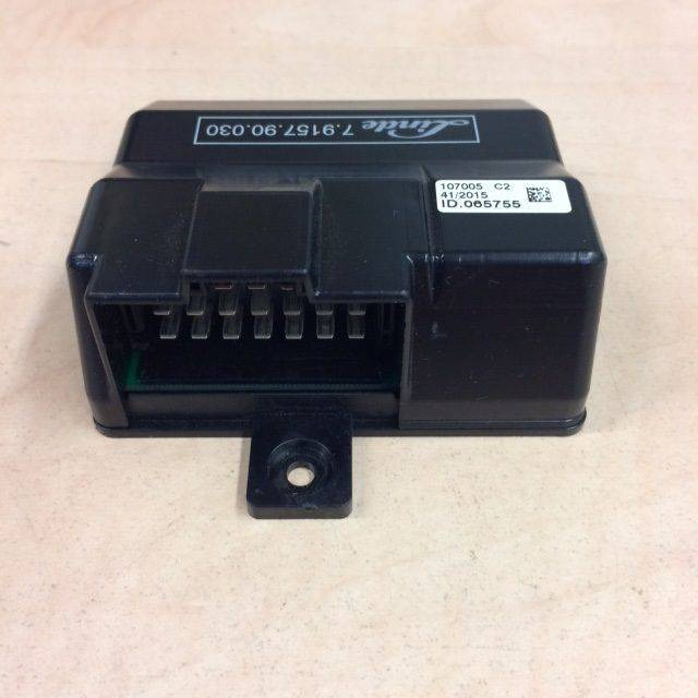 Controller wiper for Linde /396-01/ - Bloc de gestion pour Matériel de manutention: photos 1 Controller wiper for Linde /396-01/ - Bloc de gestion pour Matériel de manutention: photos 1