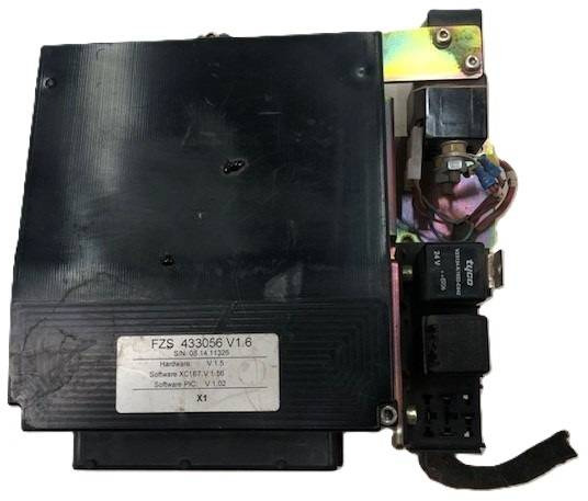 Electronics Controller - Bloc de gestion pour Matériel de manutention: photos 1 Electronics Controller - Bloc de gestion pour Matériel de manutention: photos 1