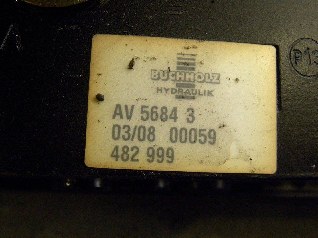 Hydraulic block for Caterpillar NR16N - Valve hydraulique pour Matériel de manutention: photos 2 Hydraulic block for Caterpillar NR16N - Valve hydraulique pour Matériel de manutention: photos 2