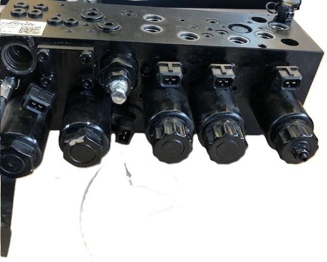 Hydraulic block for Linde - Valve hydraulique pour Matériel de manutention: photos 3 Hydraulic block for Linde - Valve hydraulique pour Matériel de manutention: photos 3