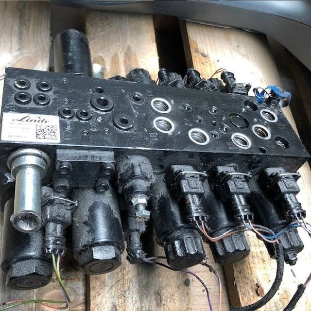 Hydraulic block for Linde - Valve hydraulique pour Matériel de manutention: photos 2 Hydraulic block for Linde - Valve hydraulique pour Matériel de manutention: photos 2