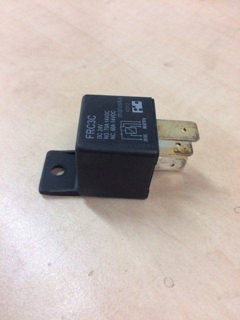 Kärcher Relay 24V - Relais pour Machine de nettoyage: photos 1 Kärcher Relay 24V - Relais pour Machine de nettoyage: photos 1