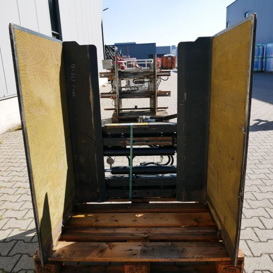 Kaup Carton and appliance clamp - Pinces pour Matériel de manutention: photos 2 Kaup Carton and appliance clamp - Pinces pour Matériel de manutention: photos 2