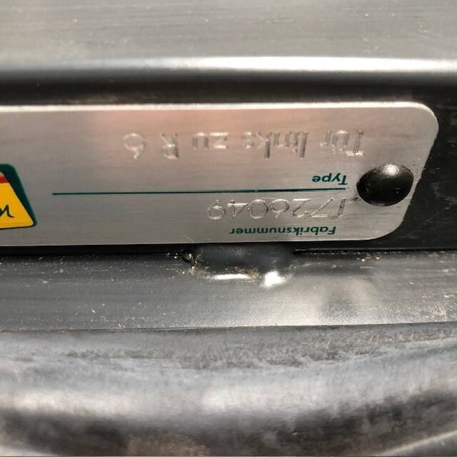 Left door for Linde - Portière et pièces pour Matériel de manutention: photos 3 Left door for Linde - Portière et pièces pour Matériel de manutention: photos 3