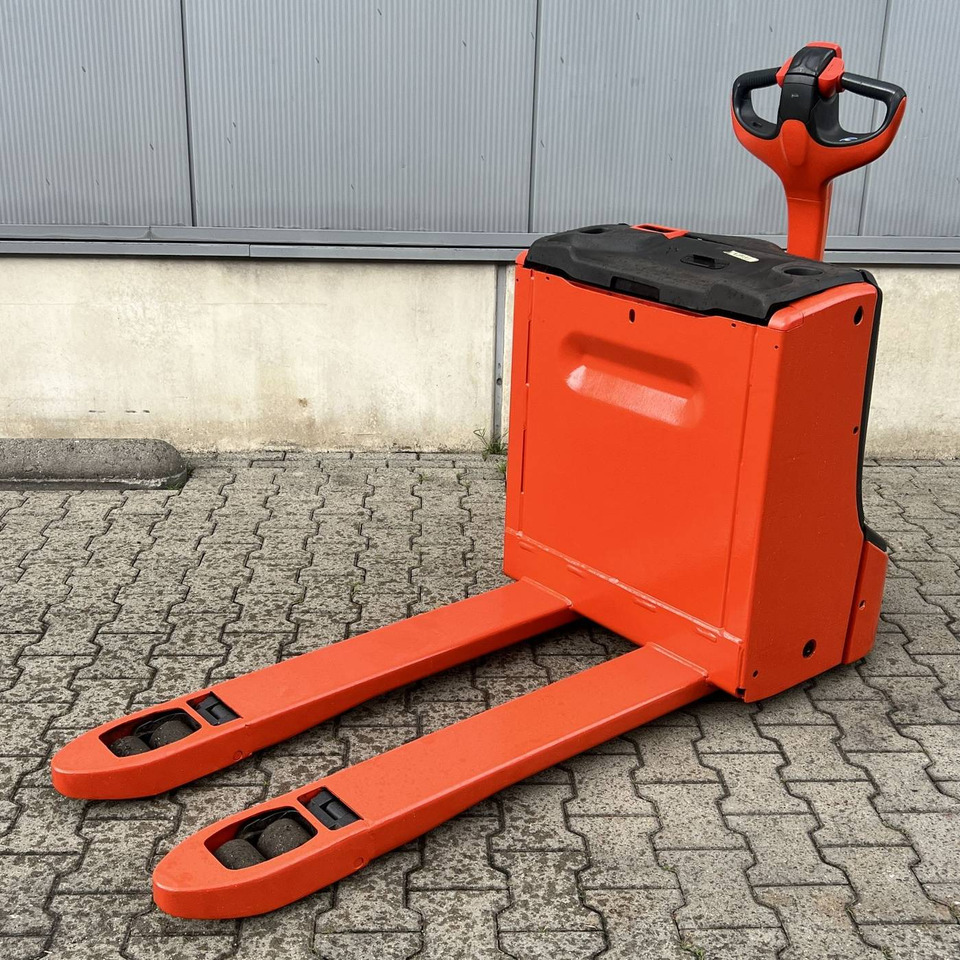 Linde T20 (1152) - Transpalette: photos 2 Linde T20 (1152) - Transpalette: photos 2