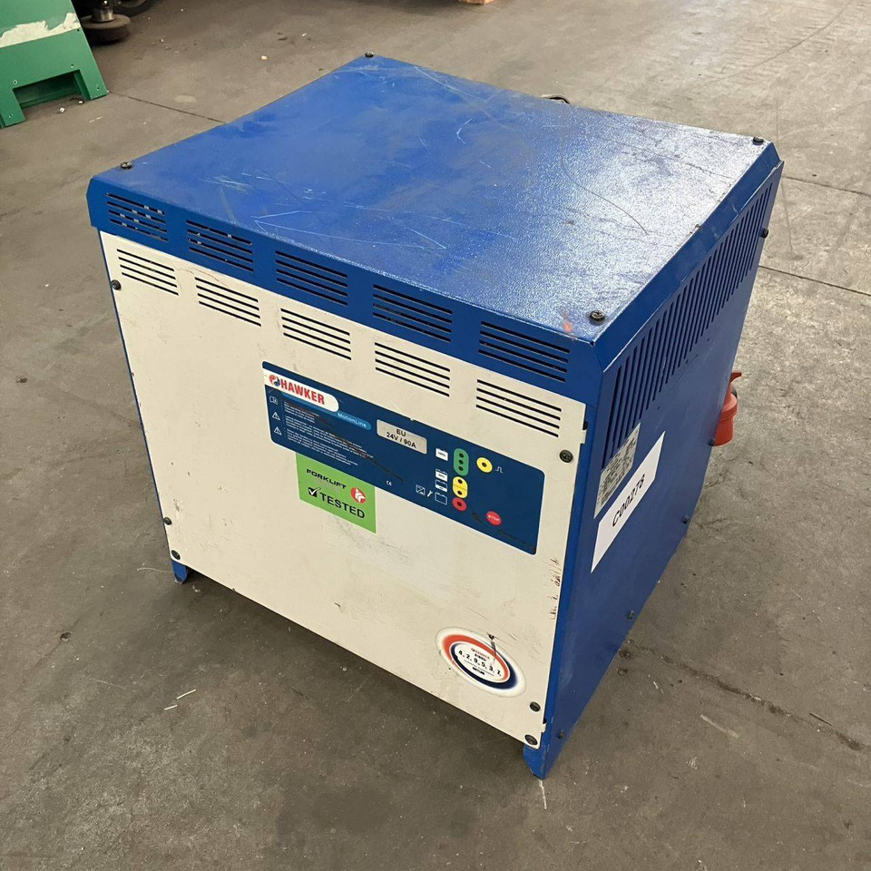 Hawker D24V/90A  625Ah - Pièces de rechange pour Matériel de manutention: photos 1 Hawker D24V/90A  625Ah - Pièces de rechange pour Matériel de manutention: photos 1