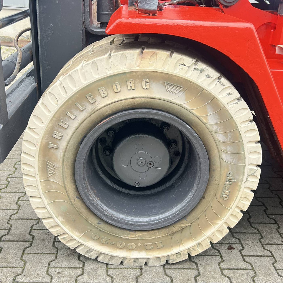 SMV 10-600B - Chariot élévateur diesel: photos 5 SMV 10-600B - Chariot élévateur diesel: photos 5