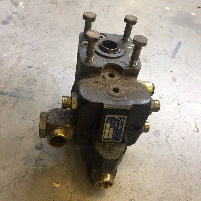 Steering unit for Jungheinrich - Commande de gouvernail pour Matériel de manutention: photos 3 Steering unit for Jungheinrich - Commande de gouvernail pour Matériel de manutention: photos 3