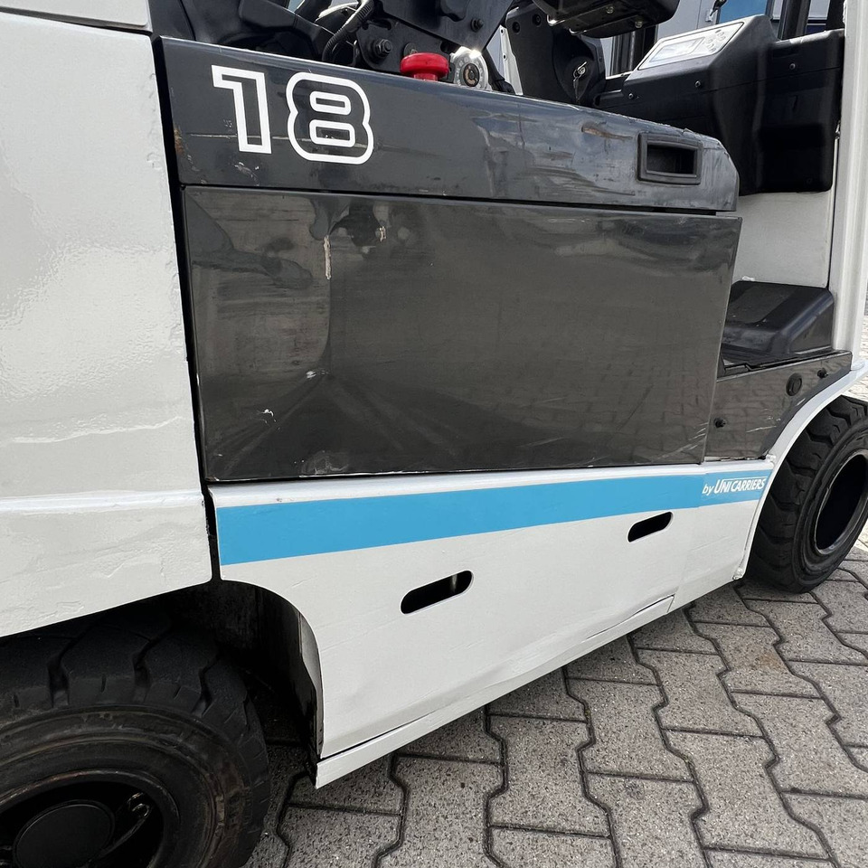Unicarriers EF18 (JAG1N1L18Q) - Chariot élévateur électrique: photos 5 Unicarriers EF18 (JAG1N1L18Q) - Chariot élévateur électrique: photos 5