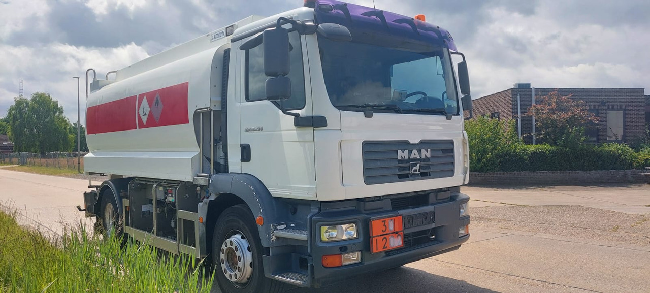 Camion citerne MAN: photos 6