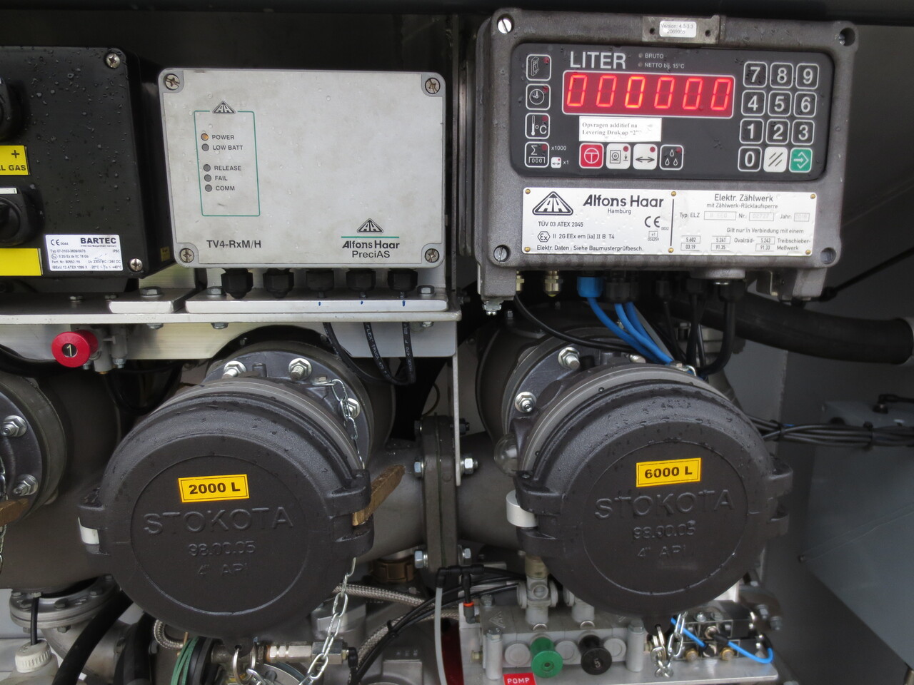 SCANIA G370 - Camion citerne: photos 3 SCANIA G370 - Camion citerne: photos 3