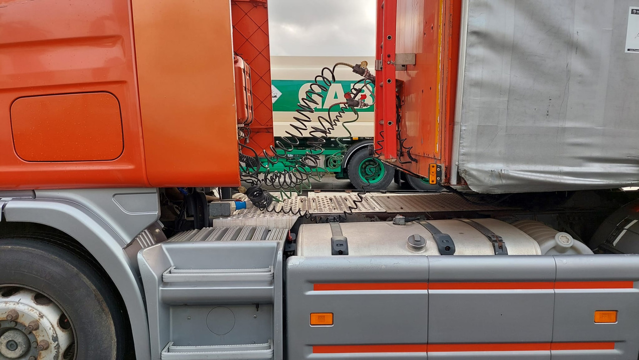 SCANIA - Tracteur routier: photos 2 SCANIA - Tracteur routier: photos 2